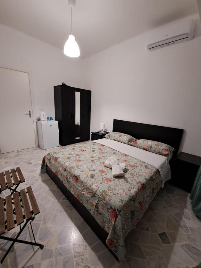 Goffredo Mameli House Барі Екстер'єр фото