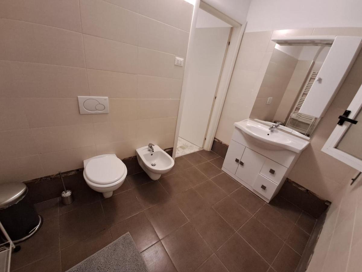 Goffredo Mameli House Барі Екстер'єр фото